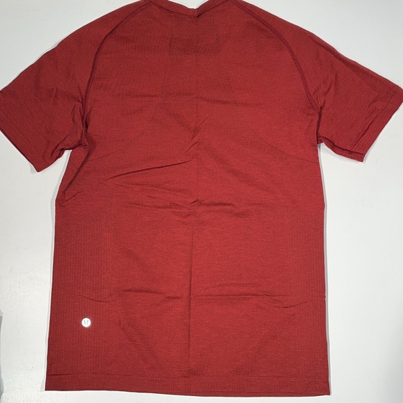 Lululemon Metal Vent Tech Short Sleeve 2.0 Sz S - Picture 3 of 4